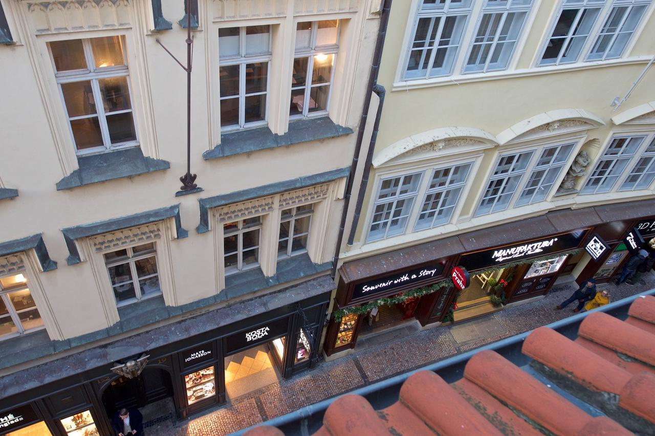 Eclectic Loft Royal Way Lägenhet Prag Exteriör bild